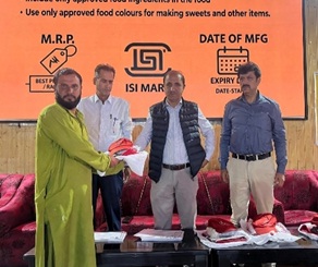 FDA organises FoSTaC Training for Street Food Vendors at Anantnag