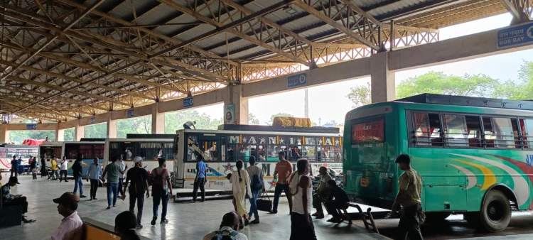 Bus adda shifting hits business activities in Chadoora