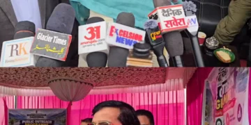DC Ganderbal holds Public Outreach Programme at Kangan